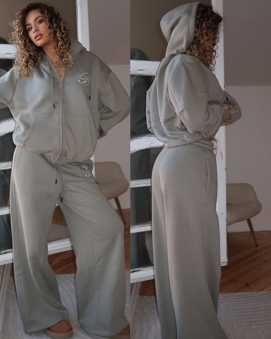 Gray Relax Zipper Set